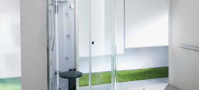 Маленькая душевая кабина