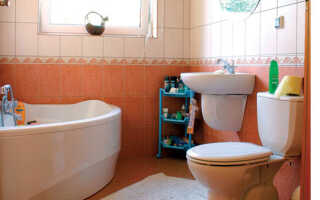 Как класть плитку в ванной? Рекомендации по этапам технологии укладки