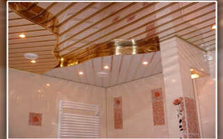 Особенности выбора реечного потолка для ванной — плюсы и минусы