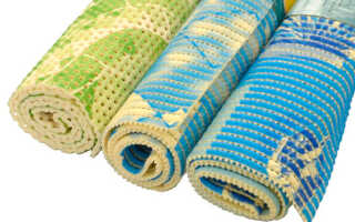 Особенности силиконовых ковриков для ванной комнаты: преимущества и недостатки