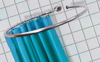 Угловые карнизы для ванной комнаты — виды, особенности выбора