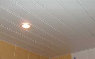 Пластиковый потолок в ванной