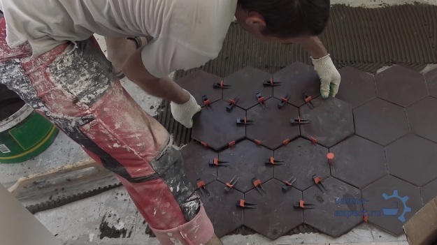 Укладка плитки