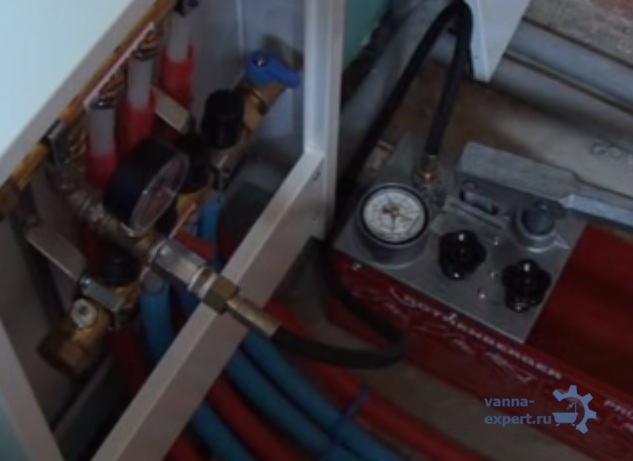 Проверка давления в системе