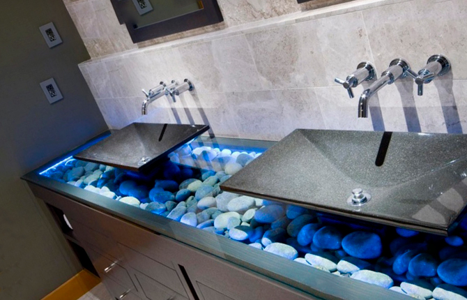 Преимущества стеклянных поверхностей