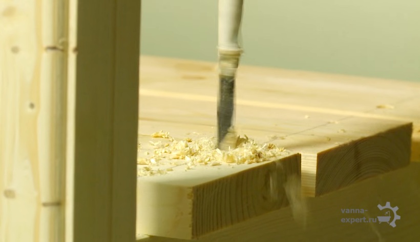 Выкрутите саморез