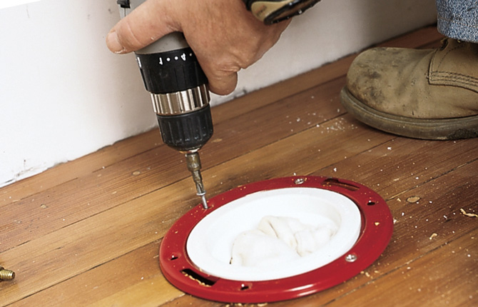 Установка унитаза