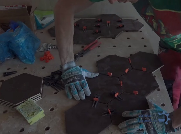 Установка клиньев