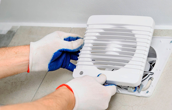 Установка вентилятора в ванной