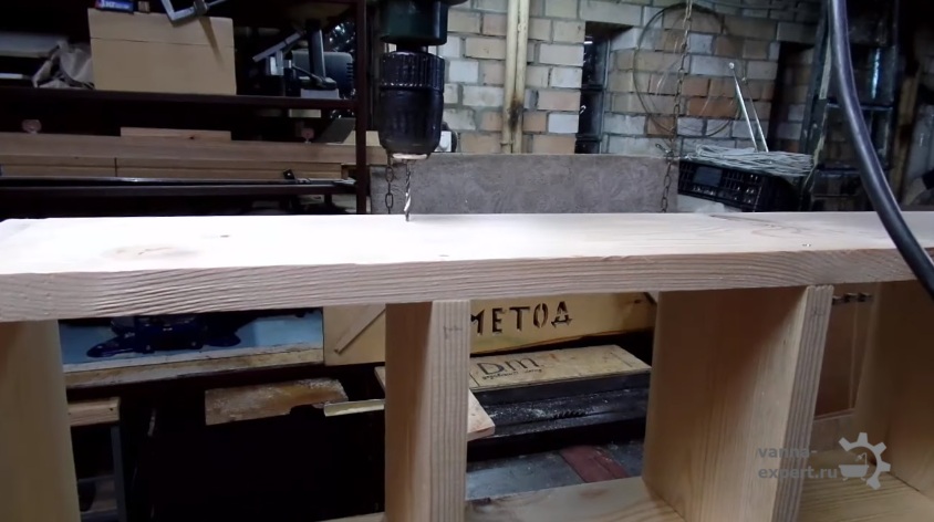 Сверление отверстия под саморез