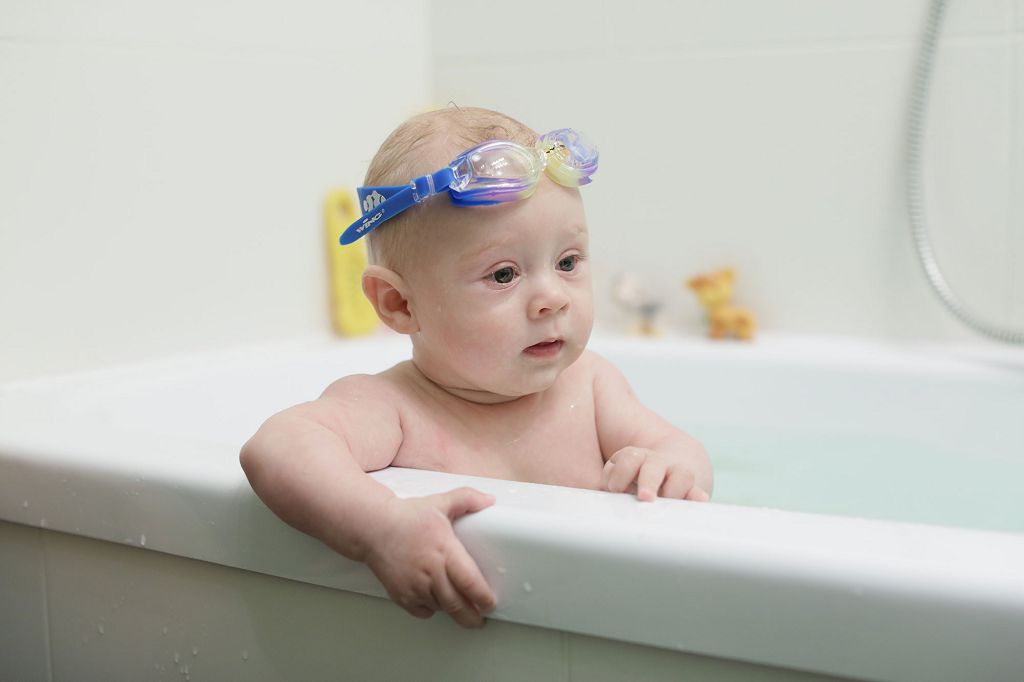 Чугунные ванны устойчивы и выдержат самое бурное купание