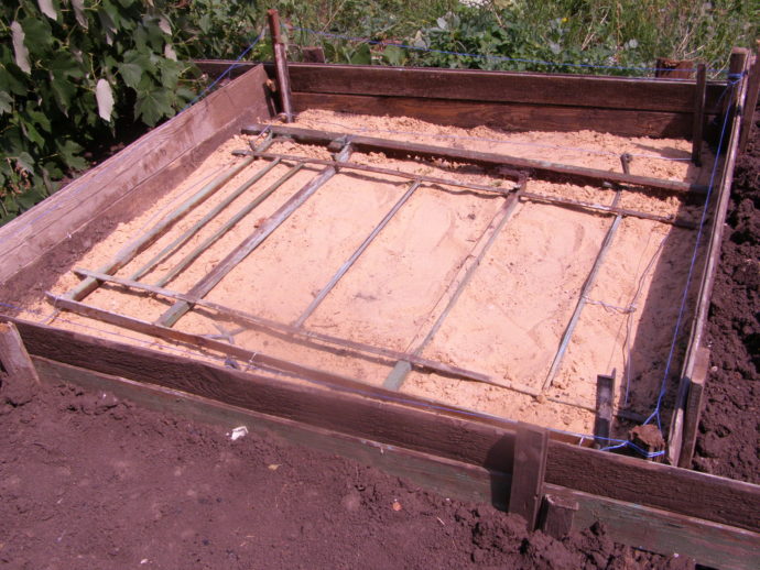 Фундамент летнего душа 