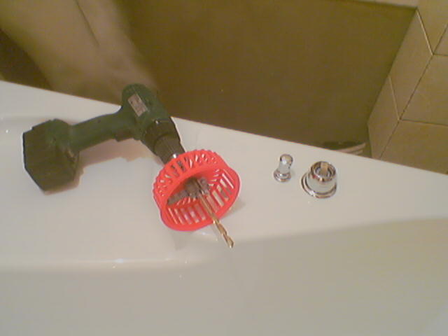 Инструмент для сверления отверстия