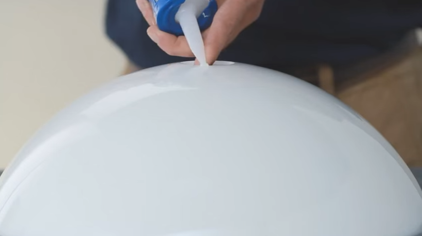 Нанесение герметика