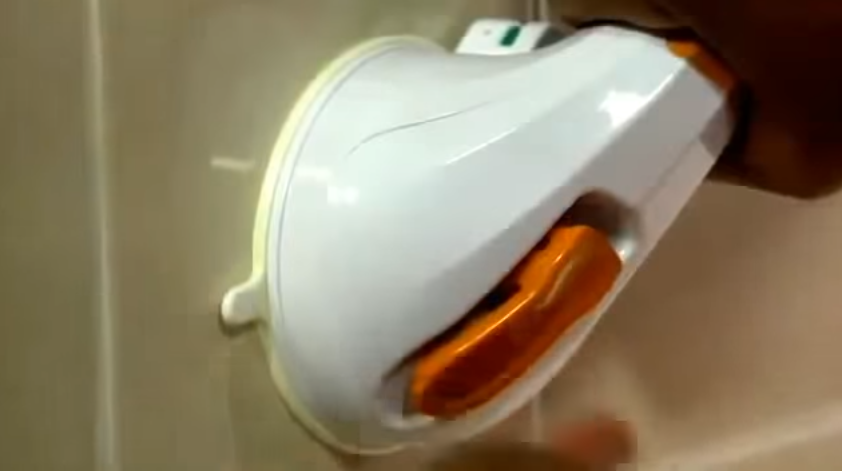 Опустите рычажок