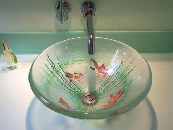 По материалу изготовления