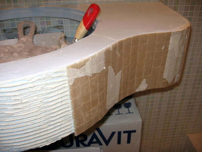 Приклеивание мозаики