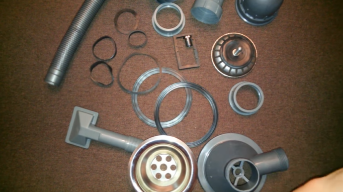 Сифон в разобранном виде