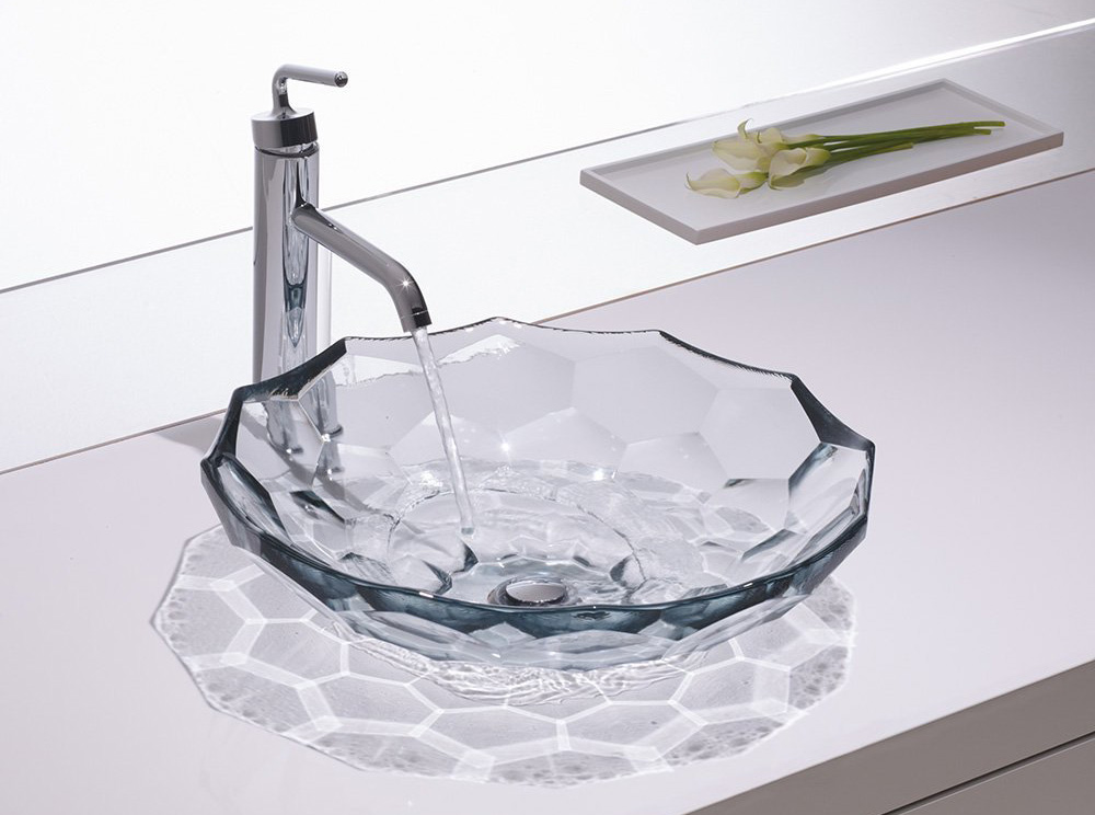 Стеклянный умывальник