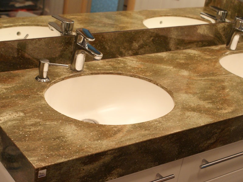 Столешница из искусственного камня