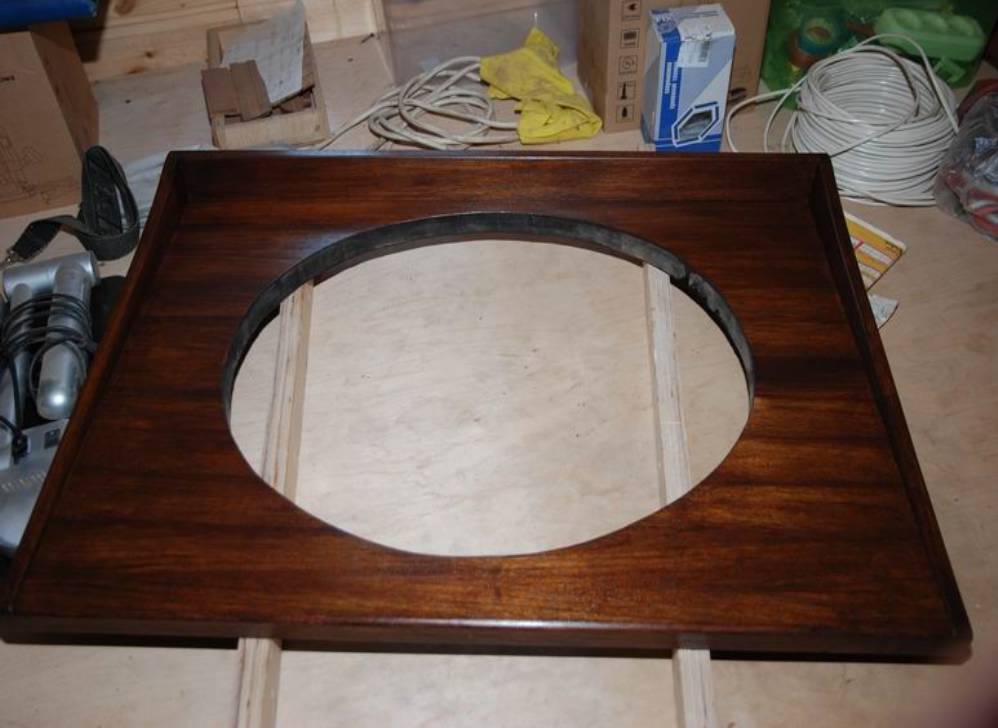 Столешница из тика