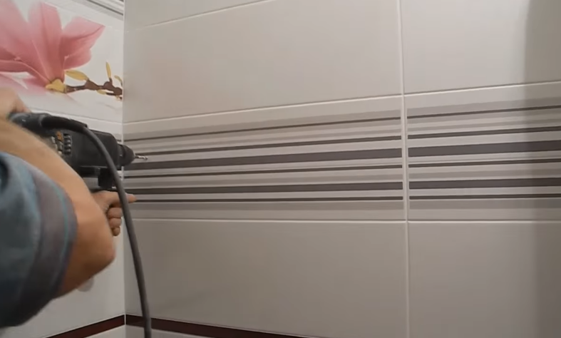 Сверление отвертий в кафеле