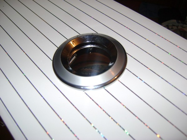 Светильник, установленный в отверстие