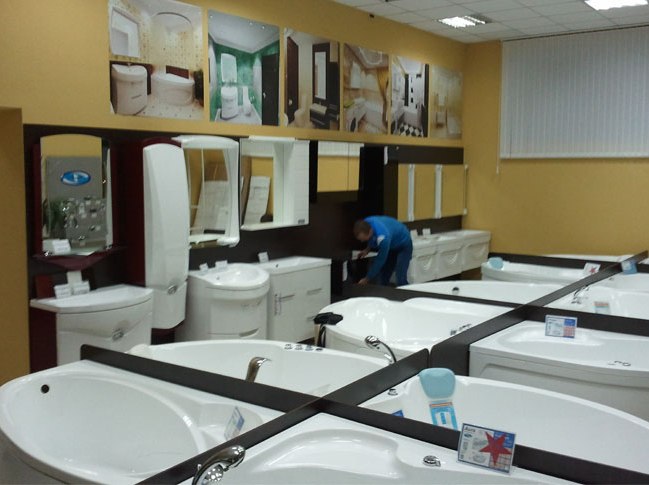 Тщательно осмотрите ванну со всех сторон и снизу