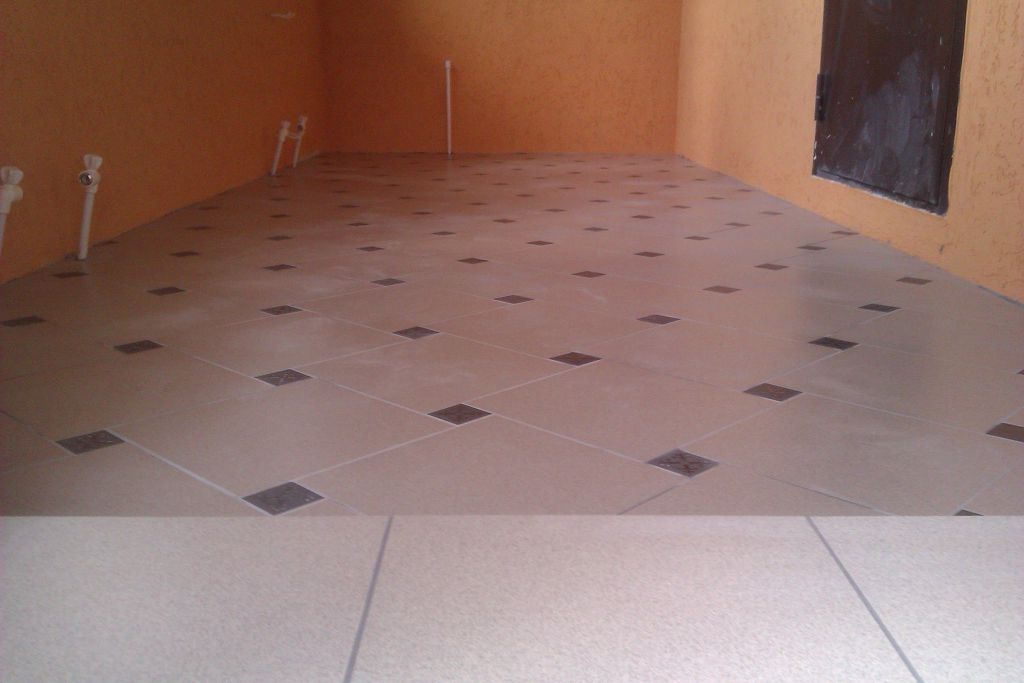 Укладка плитки со сдвигом