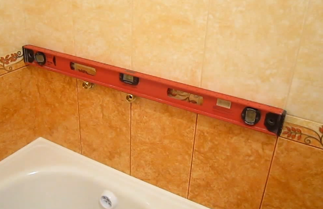 Важно установить эксцентрики строго горизонтально