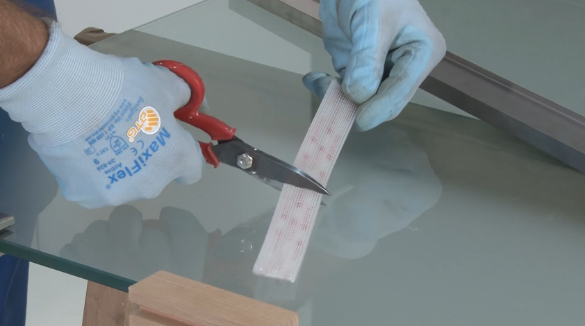 Выполняйте работу в перчатках