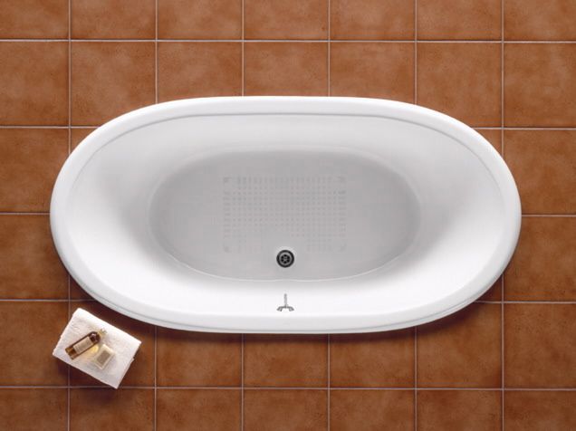 Ванна чугунная Roca NEWCAST Classic 1700x850 белая без ножек с противоскользящим покрытием дна