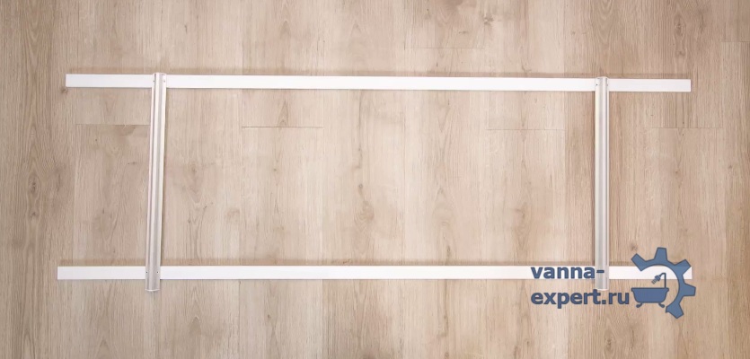 На направляющие уложены стойки