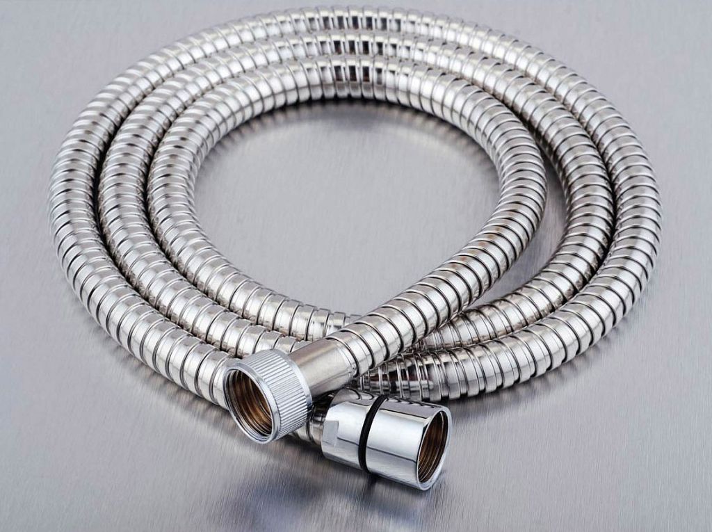 Душевой шланг повышенной прочности