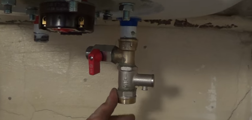 Прикрученный обратный клапан