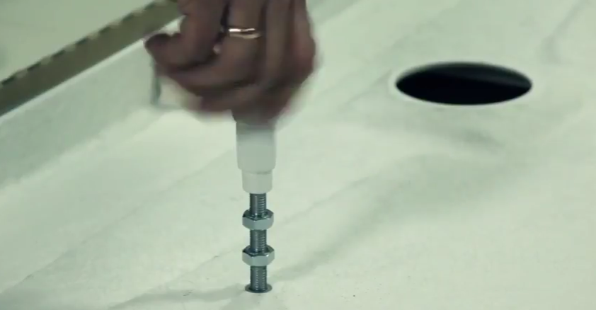 Прикручивание ножки