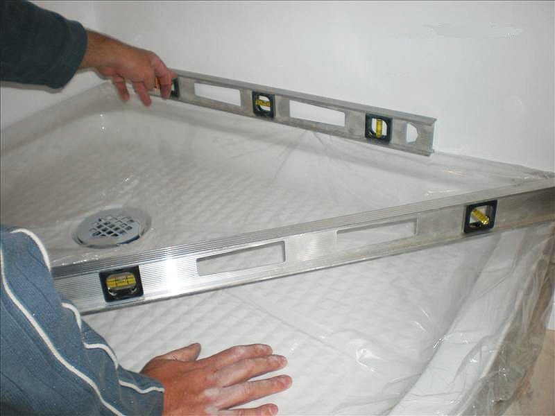 Установка душевого поддона