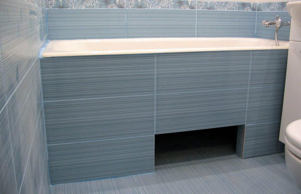 Экран из пеноблоков с облицовкой