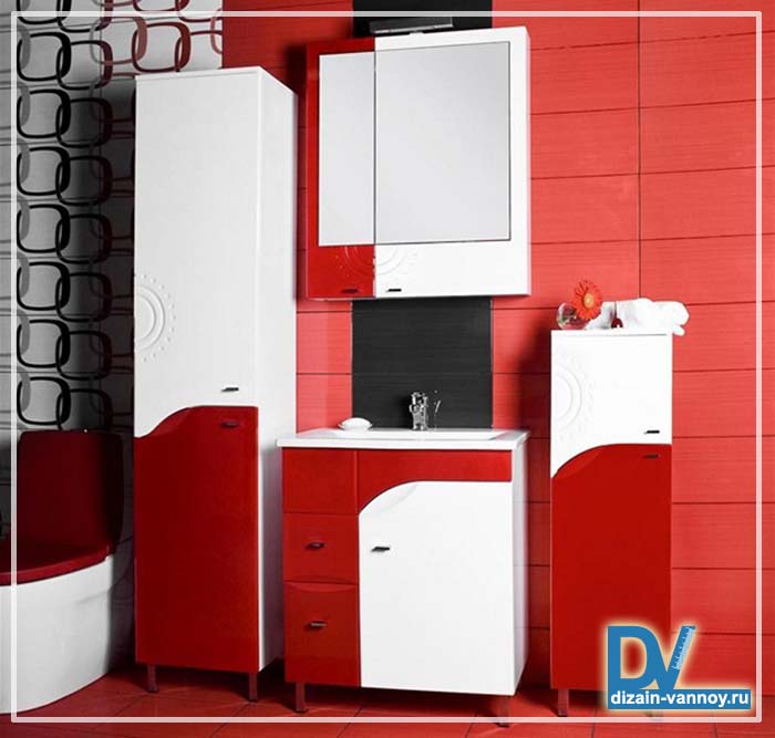 пенал в ванную комнату